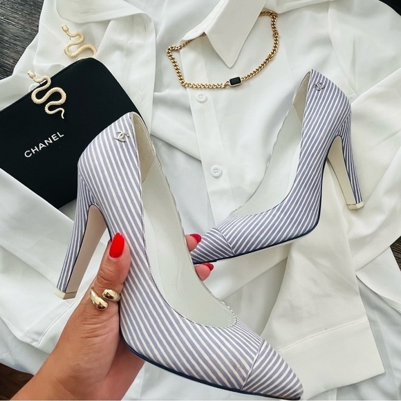 Chanel coastal nautical stripe pointy heels size 38.5 - Picture 6 of 14